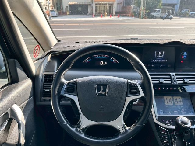 LUXGEN納智捷 V7 ECO HYPER  第8張相片