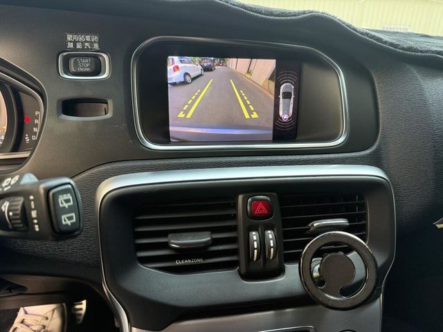 VOLVO富豪 V40  第11張相片