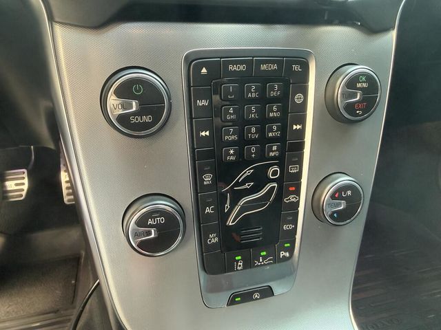 VOLVO富豪 V40  第12張相片