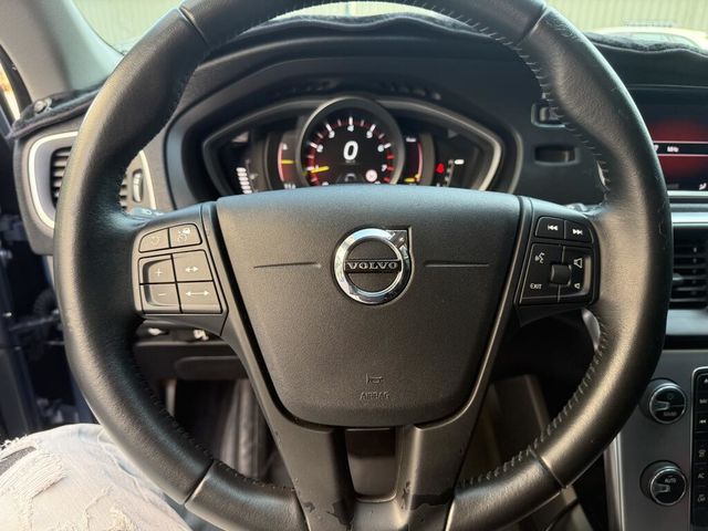 VOLVO富豪 V40  第13張相片