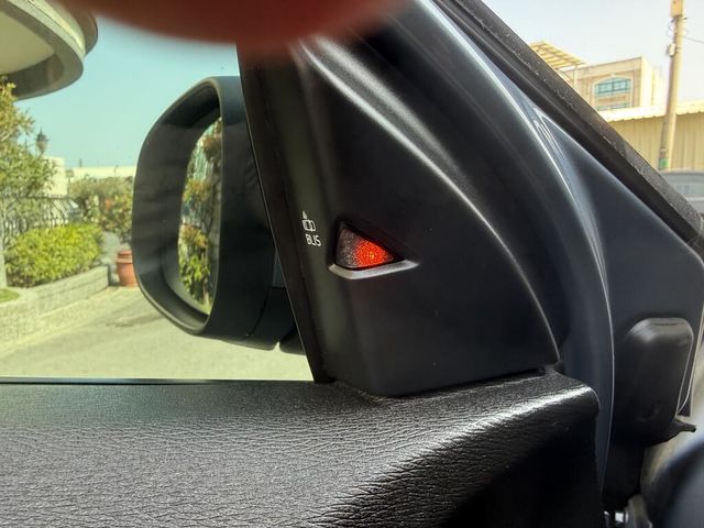 VOLVO富豪 V40  第15張相片