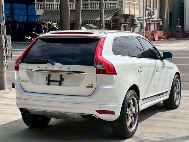 VOLVO富豪 XC60  第4張相片