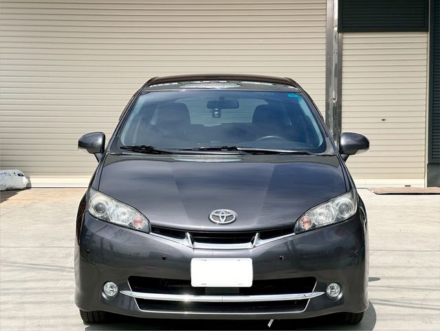 TOYOTA豐田 WISH  第3張相片