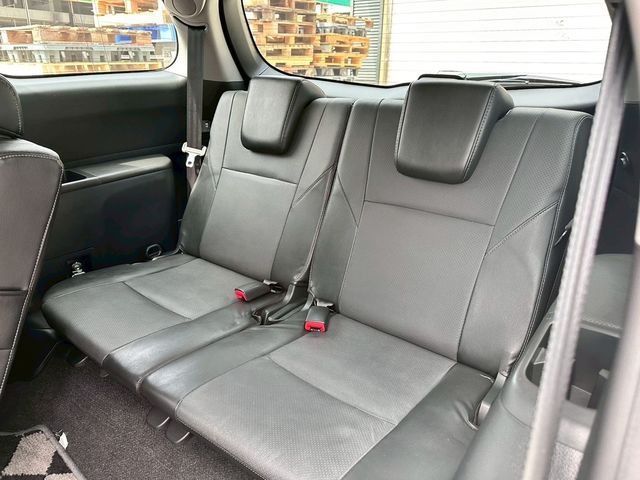 TOYOTA豐田 WISH  第15張相片