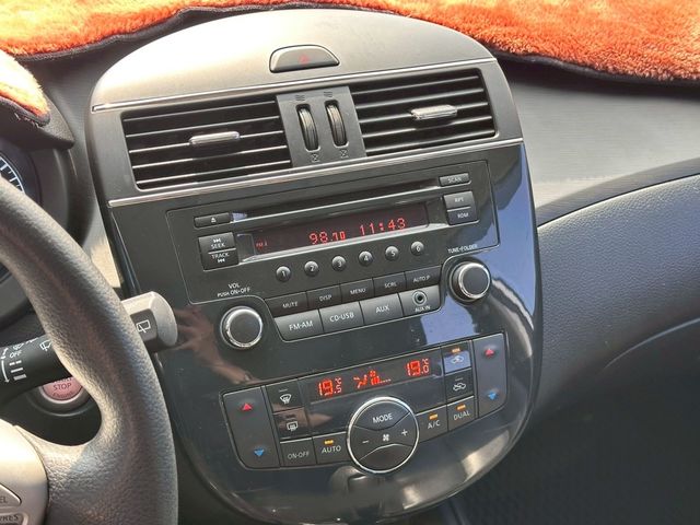 NISSAN日產 TIIDA  第10張相片