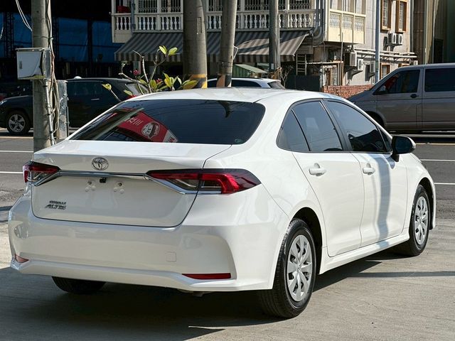 TOYOTA豐田 ALTIS  第5張相片