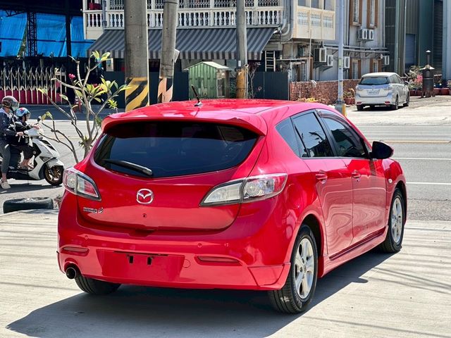 MAZDA馬自達 MAZDA 3  第4張相片
