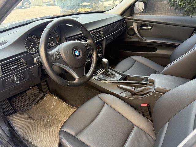 BMW寶馬 318D SEDAN  第7張相片