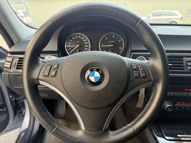 BMW寶馬 318D SEDAN  第10張相片