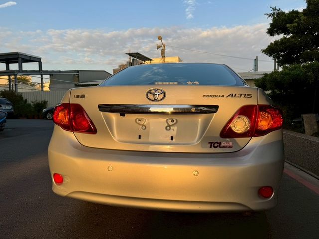 TOYOTA豐田 ALTIS  第3張相片