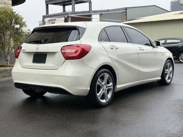 M-BENZ賓士 A180  第6張相片