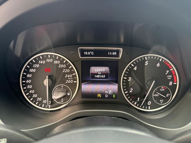 M-BENZ賓士 A180  第11張相片