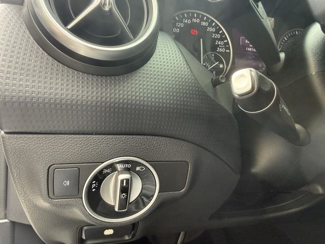 M-BENZ賓士 A180  第16張相片