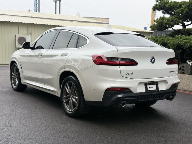 BMW寶馬 X4 XDRIVE30I  第3張相片