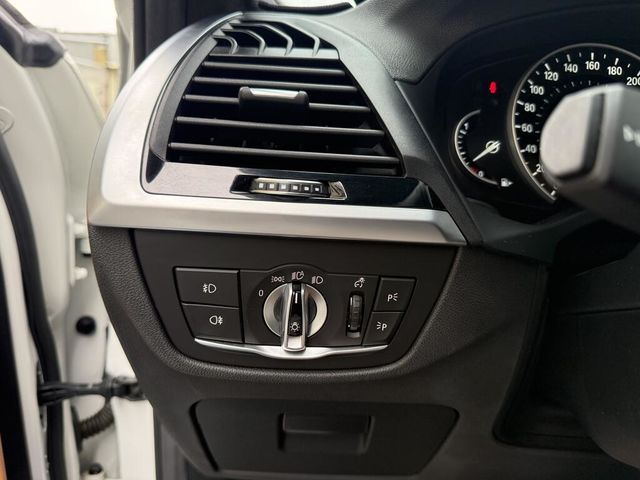 BMW寶馬 X4 XDRIVE30I  第16張相片