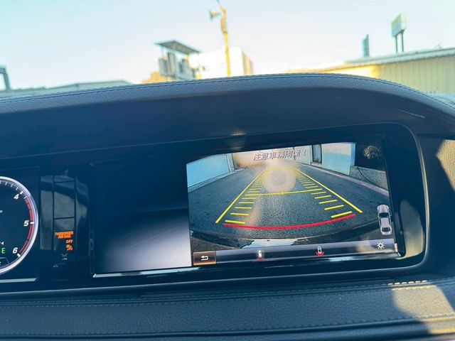 M-BENZ賓士 S350D L  第10張相片