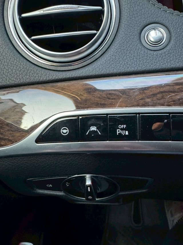 M-BENZ賓士 S350D L  第16張相片