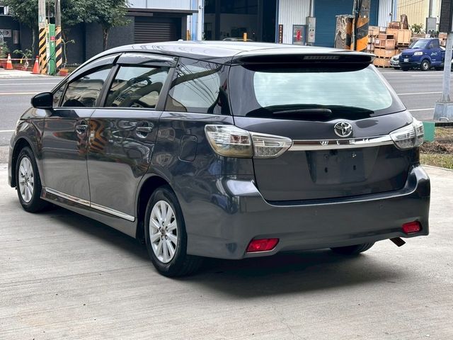 TOYOTA豐田 WISH  第6張相片
