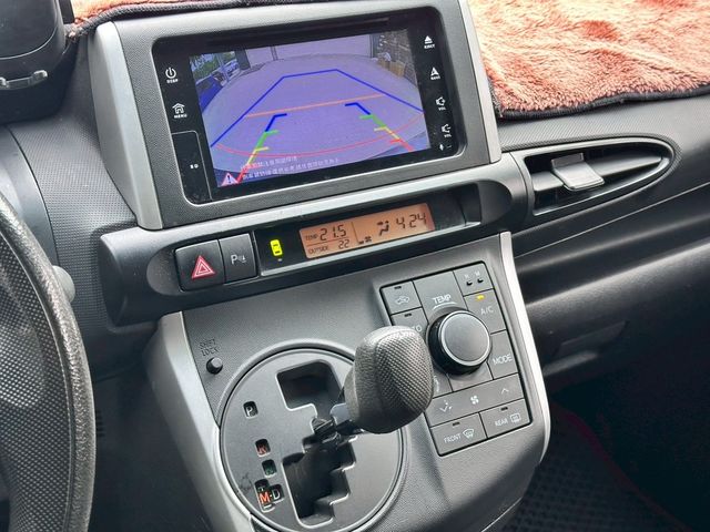 TOYOTA豐田 WISH  第11張相片