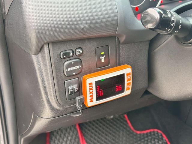 TOYOTA豐田 WISH  第13張相片