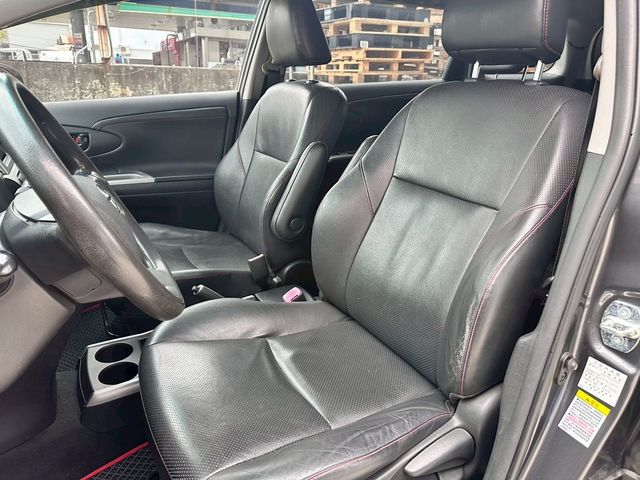 TOYOTA豐田 WISH  第14張相片