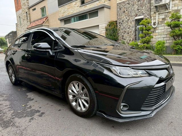 TOYOTA豐田 ALTIS  第1張相片