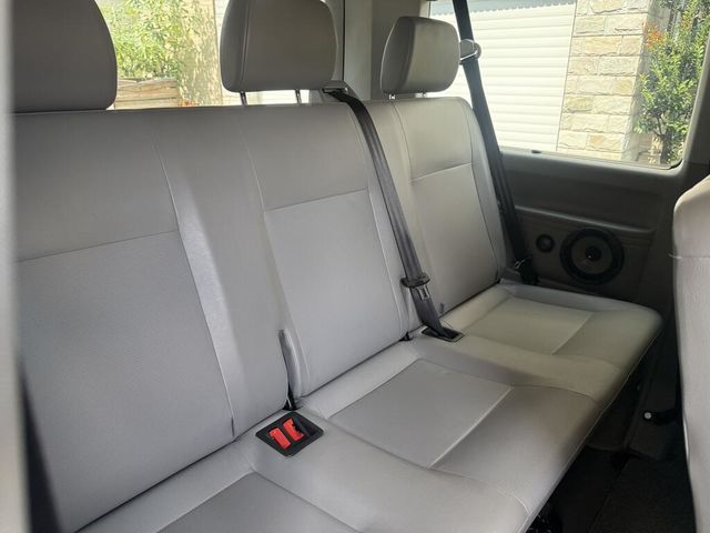 VOLKSWAGEN福斯 T5 CARAVELLE  第9張相片