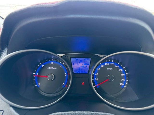 HYUNDAI現代 IX35  第8張相片