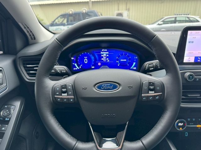 FORD福特 FOCUS ACTIVE  第10張相片