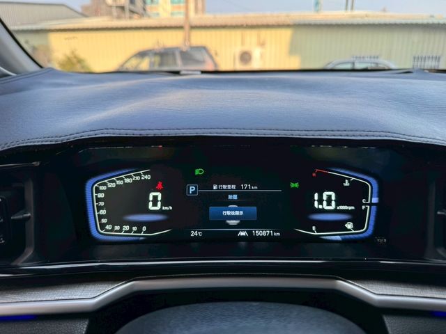 HYUNDAI現代 CUSTIN  第7張相片