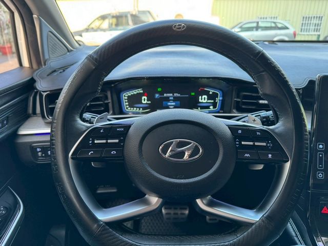 HYUNDAI現代 CUSTIN  第10張相片