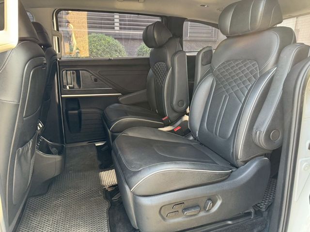 HYUNDAI現代 CUSTIN  第15張相片