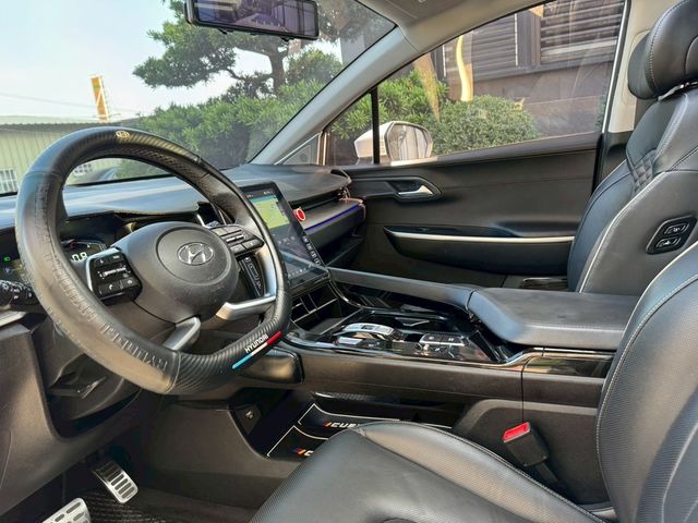 HYUNDAI現代 CUSTIN  第17張相片