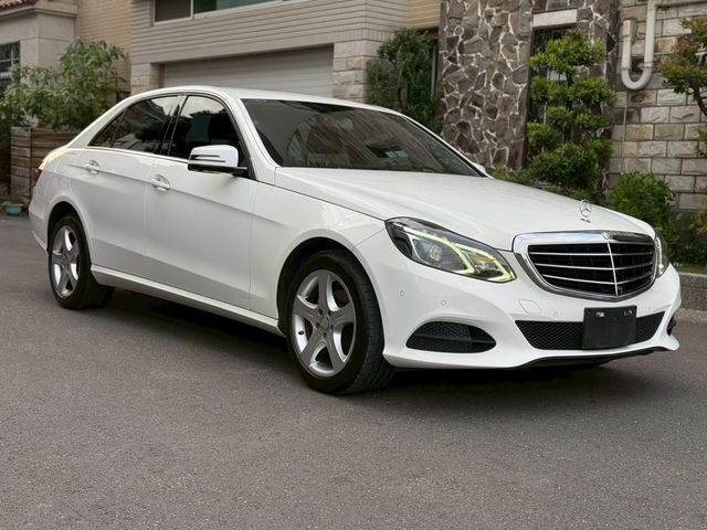 M-BENZ賓士 E200  第1張相片