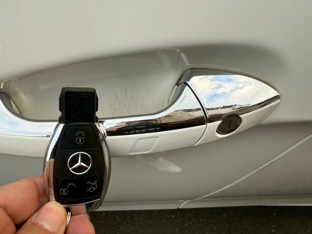M-BENZ賓士 E200  第16張相片