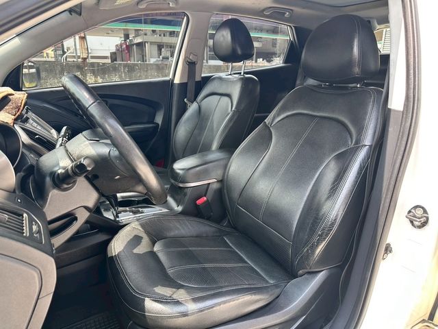HYUNDAI現代 IX35  第16張相片