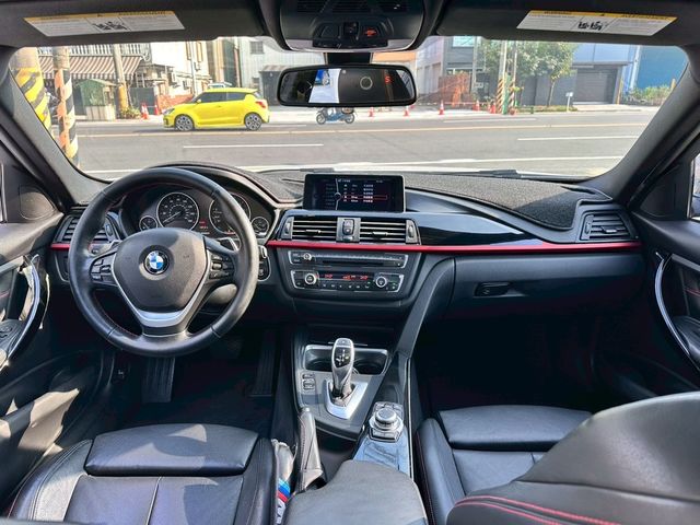 BMW寶馬 328I  第7張相片