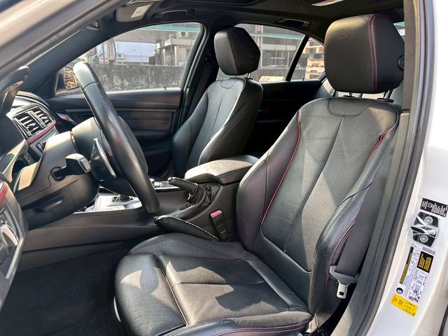 BMW寶馬 328I  第15張相片