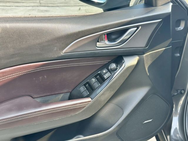 MAZDA馬自達 MAZDA 3  第13張相片