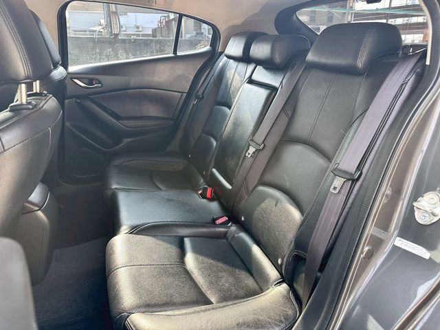 MAZDA馬自達 MAZDA 3  第16張相片