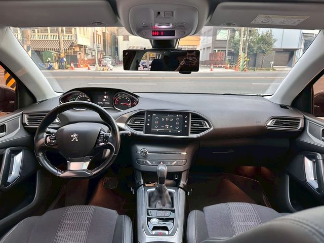 PEUGEOT寶獅 308 SW  第7張相片