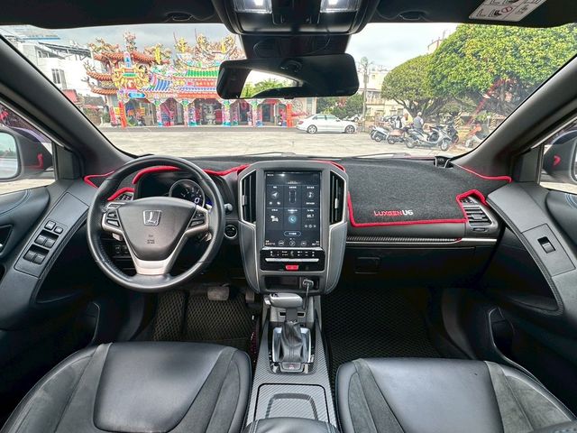 LUXGEN納智捷 U6 GT  第7張相片