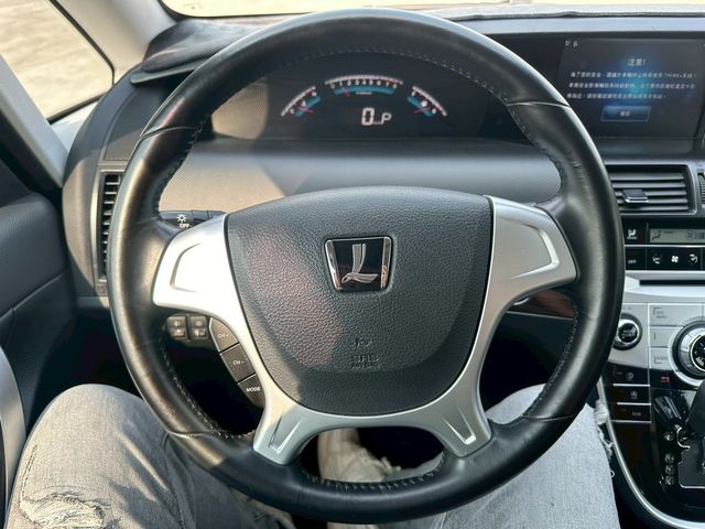 LUXGEN納智捷 M7 TURBO  第13張相片