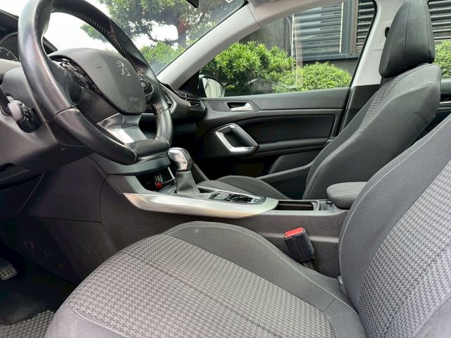 PEUGEOT寶獅 308  第13張相片