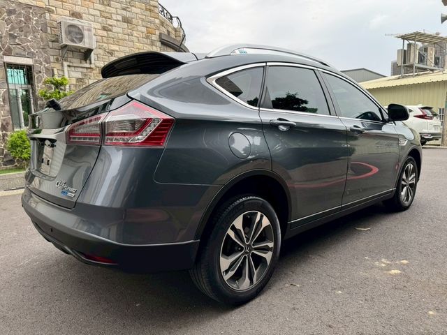 LUXGEN納智捷 U6 TURBO  第6張相片