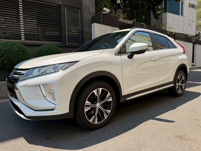 MITSUBISHI三菱 ECLIPSE  第3張相片