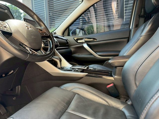 MITSUBISHI三菱 ECLIPSE  第13張相片