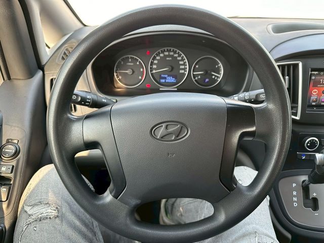 HYUNDAI現代 STAREX  第13張相片
