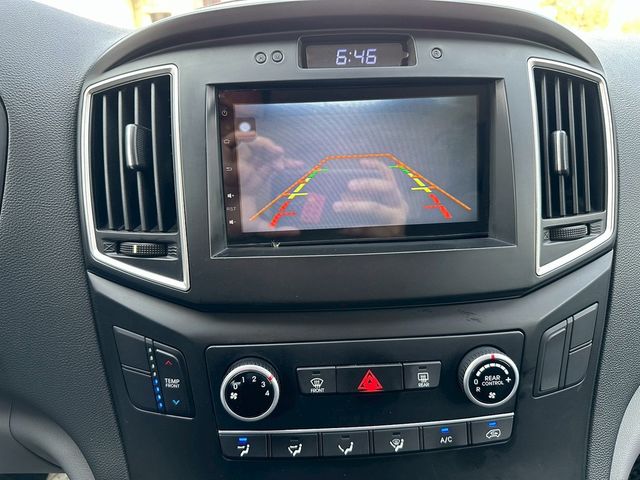 HYUNDAI現代 STAREX  第15張相片