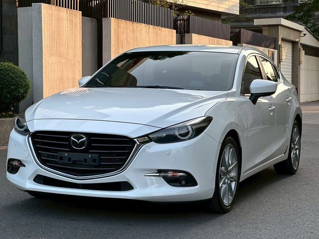 MAZDA馬自達 MAZDA 3  第3張相片